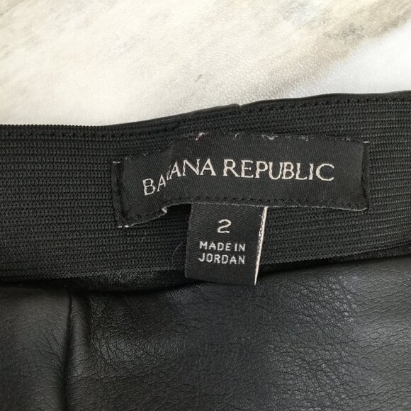 Banana Republic Devon Vegan Leather Leggings 2 - Picture 5 of 9